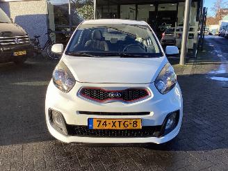 Kia Picanto  picture 2