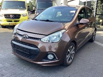 Coche accidentado Hyundai I-10 1.2 16V 2015/10