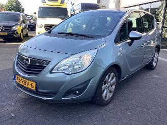 damaged passenger cars Opel Meriva 1.4 Turbo 16v 2011/4