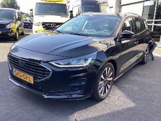 škoda osobní automobily Ford Focus 1.0 EcoBoost Hybrid Titanium X 2025/1