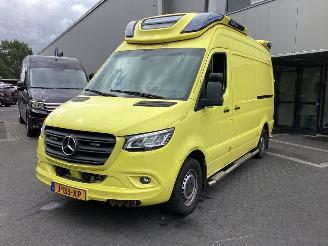 occasion passenger cars Mercedes Sprinter 319 CDI Ambulance 2020/11