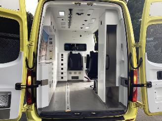 Mercedes Sprinter 319 CDI Ambulance picture 11