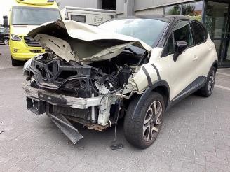 Démontage voiture Renault Captur Captur I (2R), SUV, 2013 0.9 Energy TCE 12V 2013/9