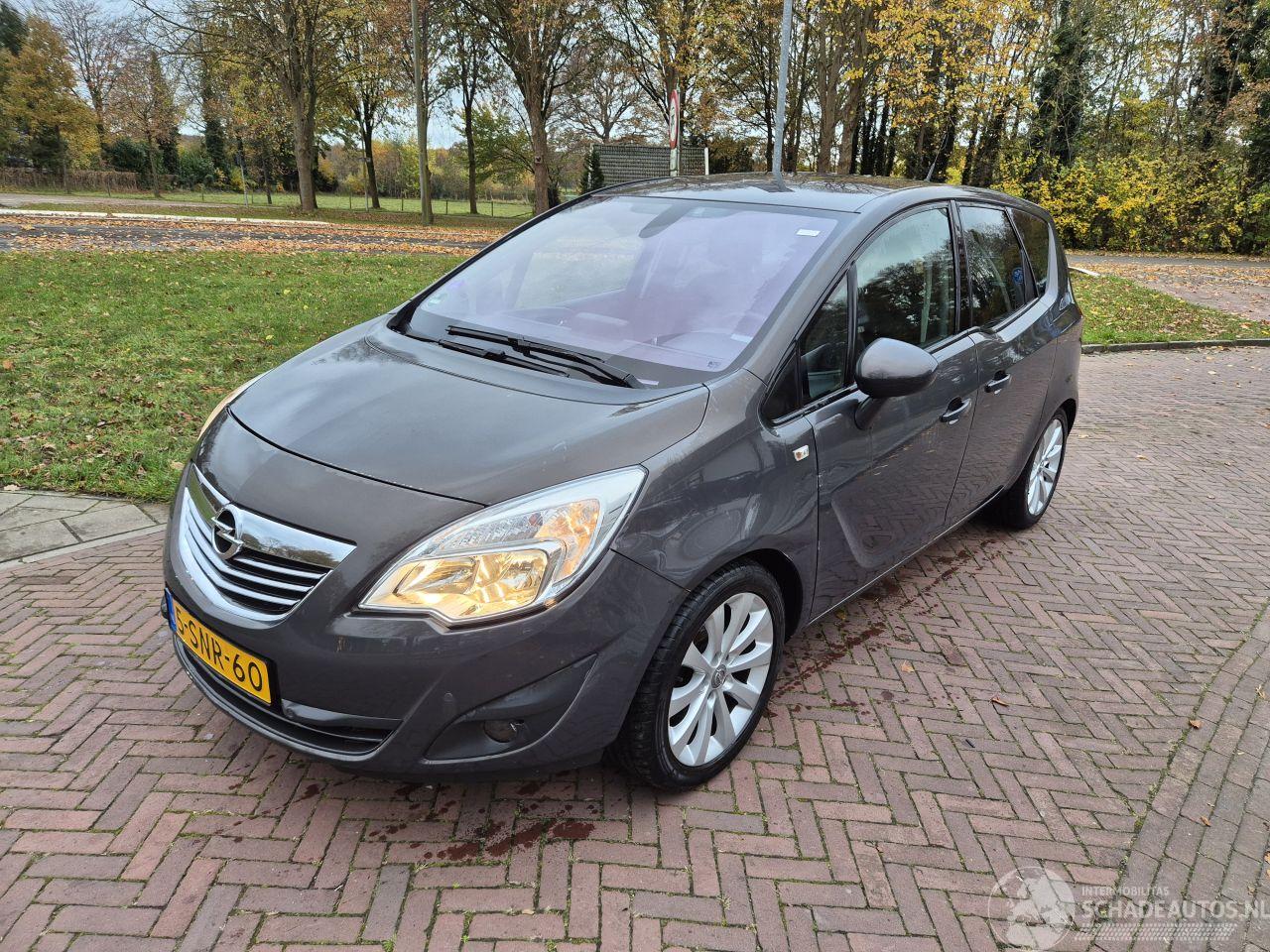 Opel Meriva 1.4 Turbo Cosmo LPG