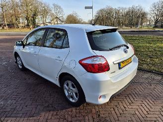 Toyota Auris 1.8 Full Hybrid Aspiration picture 4