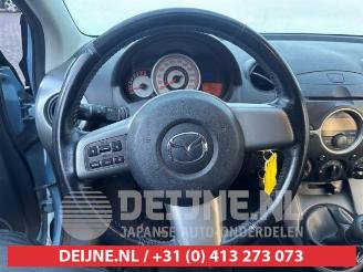 Mazda 2 2 (DE), Hatchback, 2007 / 2015 1.3 16V S-VT picture 17