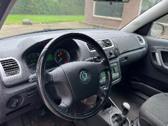 Skoda Roomster 1.4 16v Style picture 13