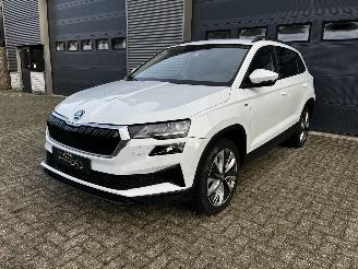 Schadeauto Skoda Karoq 1.5 TSI AUTOMAAT / NAVI / DIG COCKPIT / AFK TREKHAAK 2022/9