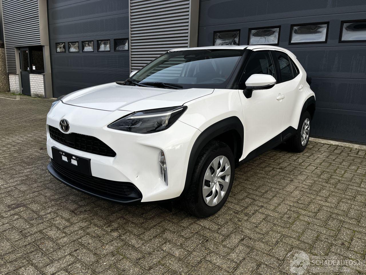 Toyota Yaris Cross 1.5 Hybrid AUTOMAAT / CAMERA / APPLE CARPLAY