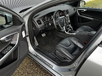 Volvo S-60 1.5 T3 AUTOMAAT / NAVI / CRUISE / LEER / PDC picture 8