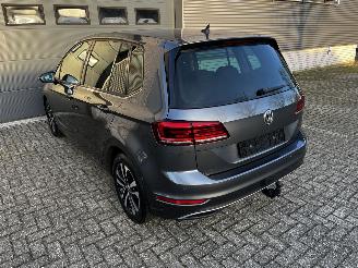 Volkswagen Golf Sportsvan 1.0 TSI AUTOMAAT / NAVI / CRUISE / CLIMA / CAMERA picture 17