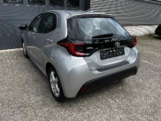 Toyota Yaris VVT-I AIRCO / CRUISE / NAVI / CAMERA / STOELVERW picture 19