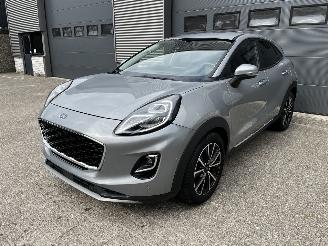 Unfallwagen Ford Puma 1.0 Ecoboost CLIMA / CRUISE / NAVI / PDC 2020/6