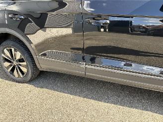 Volkswagen T-Roc 1.0 TSI GOAL NAVI / CRUISE / PDC / STOELVER picture 4