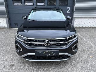 Volkswagen T-Roc 1.5 TSI AUTOMAAT / NAVI / CRUISE / CAMERA picture 2