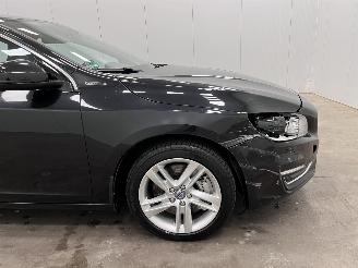 Volvo V-60 2.4 D6 AWD Plug-In Hybrid Summum Navi Clima picture 17