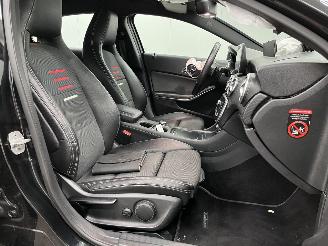Mercedes A-klasse 180d Autom. AMG Navi Clima picture 9