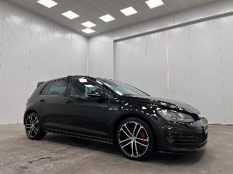 Schadeauto Volkswagen Golf 2.0 TDI GTD Panoramadak Navi Clima 2016/8