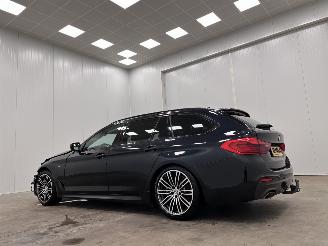 BMW 5-serie Touring 520i Autom. M-Sport Panoramadak Navi Clima picture 3