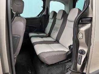 Citroën Berlingo 1.6 VTi Collection 5-pers Airco picture 9