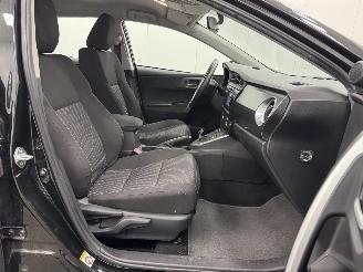 Toyota Auris 1.8 Hybrid Aspiration Clima picture 9