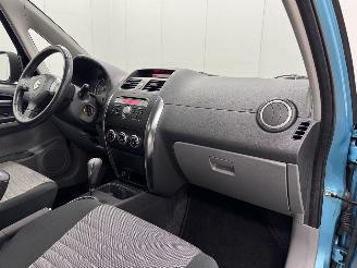 Suzuki SX4 1.6i Autom. Exclusive Clima picture 11