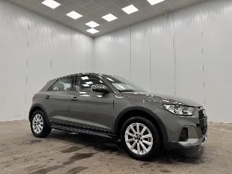 Coche accidentado Audi A1 30 TFSI S-Tronic Allstreet Navi Airco 2025/4