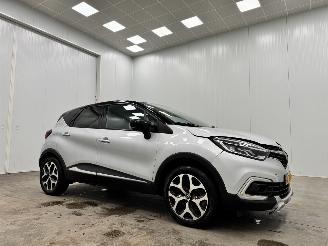 Schadeauto Renault Captur 0.9 TCe Intens Navi Clima 2019/3