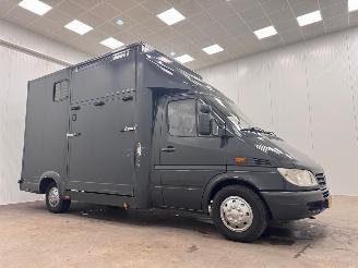 krockskadad bil bedrijf Mercedes Sprinter 311 CDI Horsetruck 2006/1