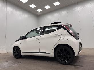 Toyota Aygo 1.0 VVT-i x-wave Cabrio 5-drs Airco picture 3