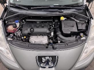 Peugeot 207 CC 1.6 VTi Clima picture 17