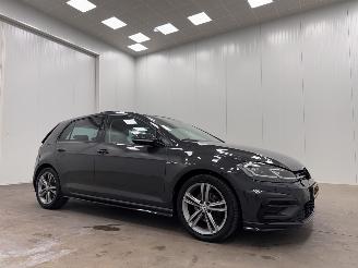 damaged passenger cars Volkswagen Golf 1.5 TSI DSG R-Line Panoramadak Navi Clima 2019/6