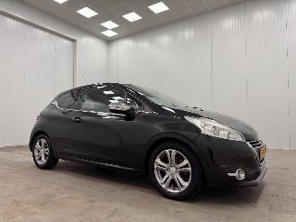 škoda osobní automobily Peugeot 208 1.4 VTi Allure Panoramadak Clima 2012/6