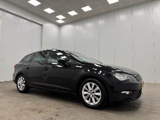 krockskadad bil auto Seat Leon ST 1.0 EcoTSI Intense Navi Clima 2017/4
