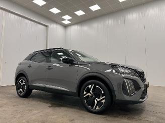 Coche accidentado Peugeot 2008 1.2 PureTech 100 Allure Navi Clima 2024/6