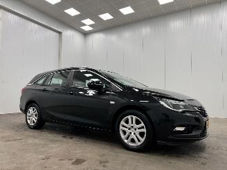 Coche accidentado Opel Astra Sport Tourer 1.4 Online Edition Navi Clima 2017/12