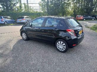 Toyota Yaris Yaris III (P13) Hatchback 1.33 16V Dual VVT-I (1NRFE) [73kW picture 4