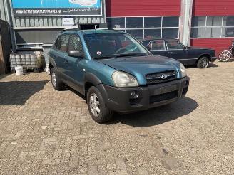 Coche siniestrado Hyundai Tucson Tucson (JM), SUV, 2004 / 2010 2.0 16V CVVT 4x2 2005/8
