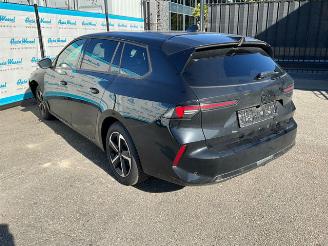 Opel Astra 1.2 Turbo Sports Tourer picture 4