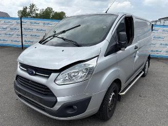 damaged passenger cars Ford Transit Custom 270 L1 Trend 74 KW 2014/5