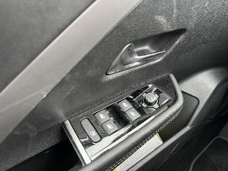 Opel Astra Sports Tourer GS 1.2 Turbo 96 KW picture 21
