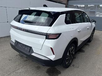 Opel Grandland (X) Edition Hybrid (107kW) picture 3
