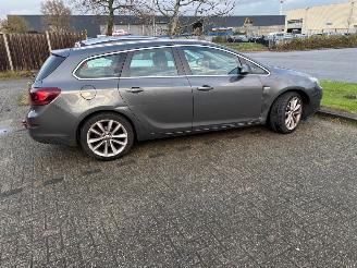 Opel Astra SPORTS TOURER picture 4