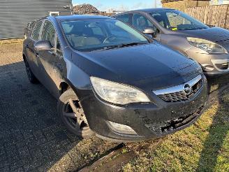 Voiture accidenté Opel Astra  2010/11