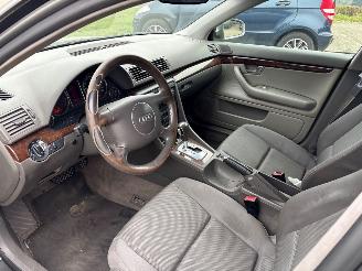 Audi A4 Automaat - A4 Avant (B6) Combi 2001 / 2005 - 1.8 T 20V Combi/o  Benzine 1.781cc 110kW (150pk) FWD 2001-09/2002-07 (8E5) AVJ picture 6