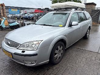 Schadeauto Ford Mondeo Mondeo III Wagon Combi 2000 / 2007 - 1.8 16V Combi/o  Benzine 1.798cc 92kW (125pk) FWD 2000-10/2007-03  CHBA; CHBB 2007/1