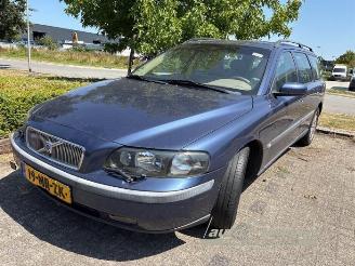 Volvo V-70 V70 (SW), Combi, 1999 / 2008 2.4 20V 140 picture 1
