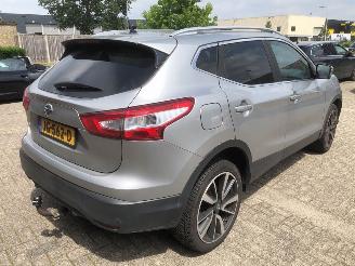 Nissan Qashqai Qashqai (J11) SUV 2016 - 1.2 DIG-T 16V SUV  Benzine 1.197cc 85kW (116pk) FWD 2013-11/2018-08 (J11D) HRA2DDT picture 5