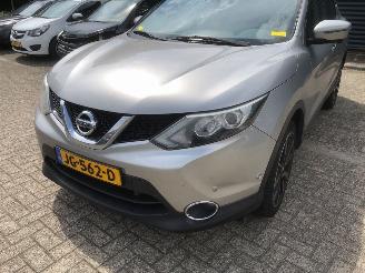 Nissan Qashqai Qashqai (J11) SUV 2016 - 1.2 DIG-T 16V SUV  Benzine 1.197cc 85kW (116pk) FWD 2013-11/2018-08 (J11D) HRA2DDT picture 2