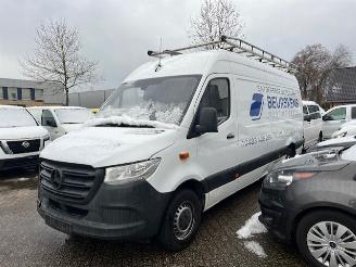 skadebil bedrijf Mercedes Sprinter 314 CDI 105KW MAXI L3H2 AIRCO KLIMA EURO6 2020/10